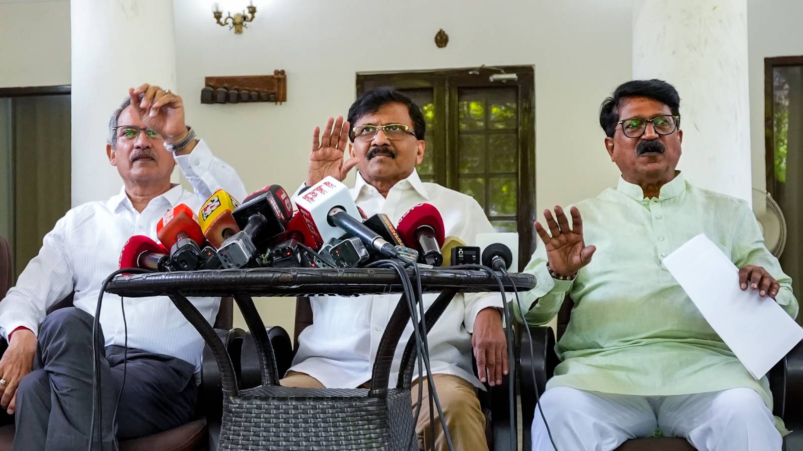 Shiv Sena crisis LIVE: Thackeray-led Shiv Sena stares at split as rebel MPs meet Lok Sabha speaker