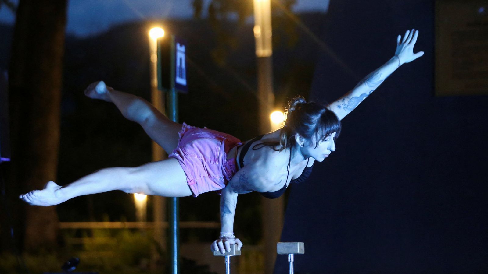 World Juggling Day observed with performances, workshops in San Salvador
