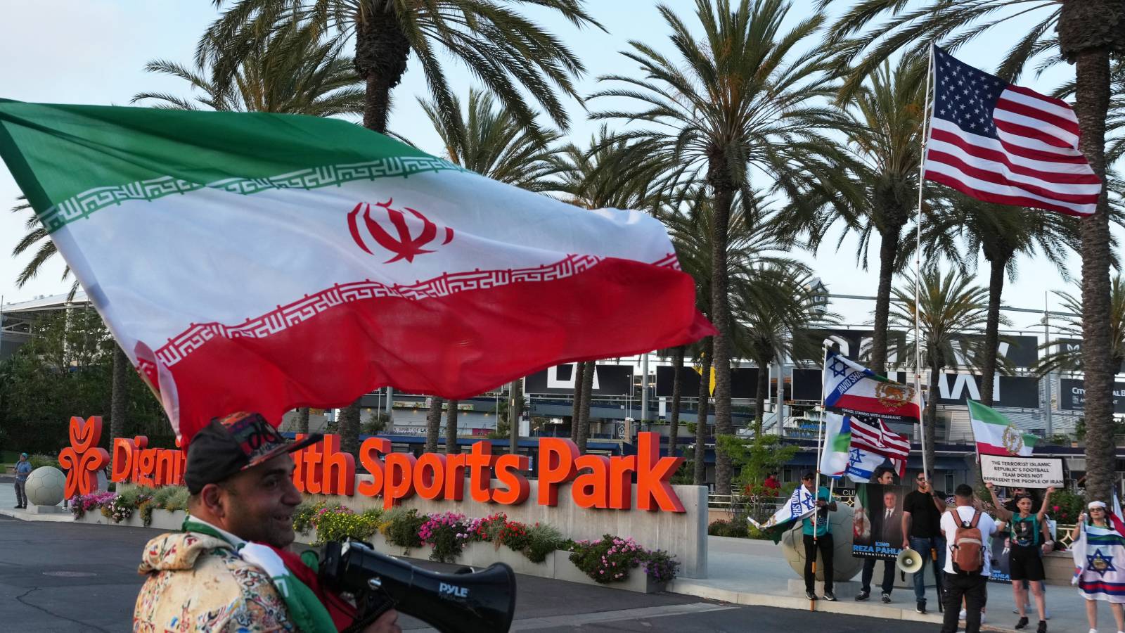 Pakistan 'doing its utmost' in US and Iran negotiations: Foreign Office