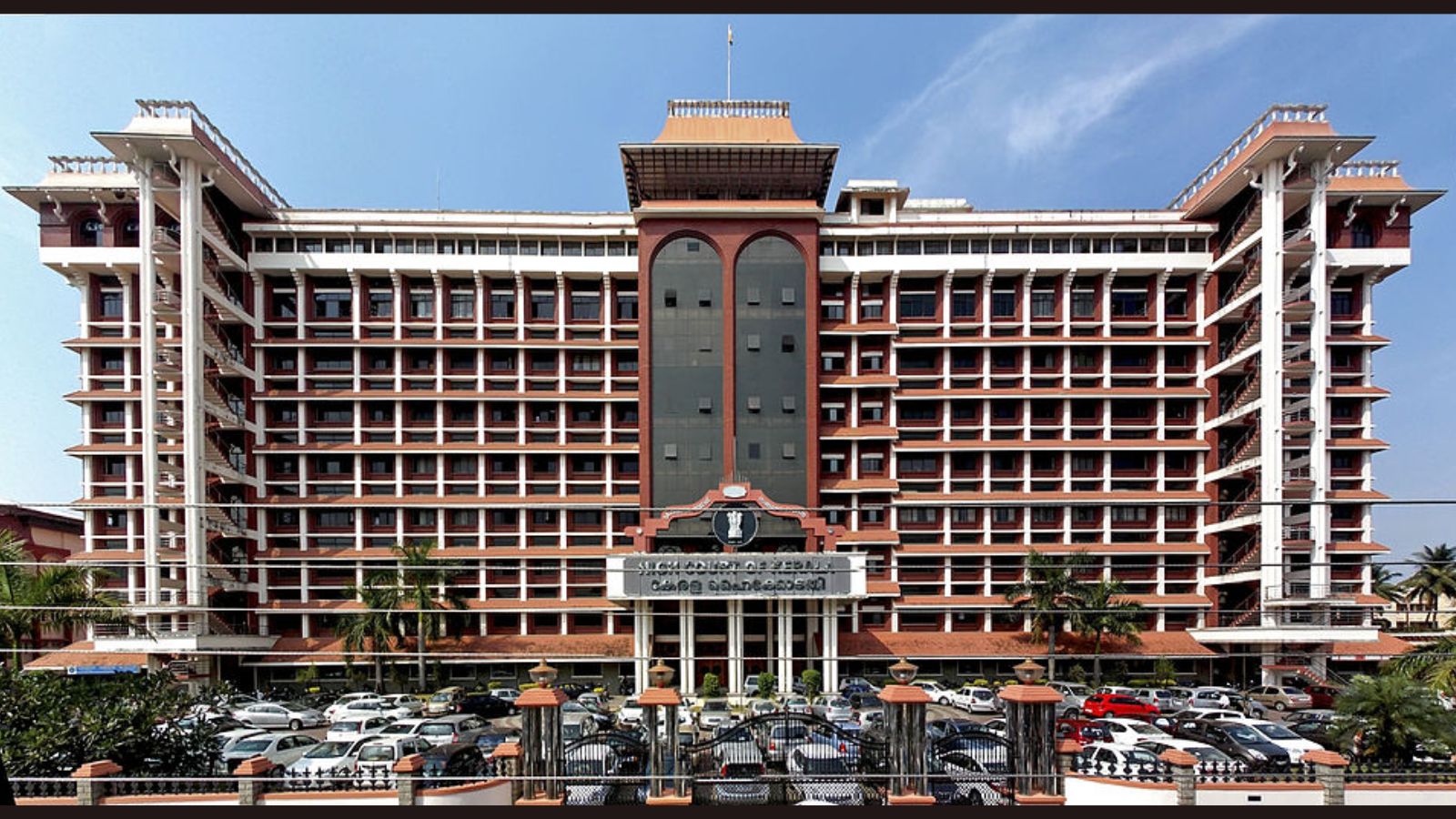 Kerala High Court rules contractual women employees entitled to hysterectomy leave