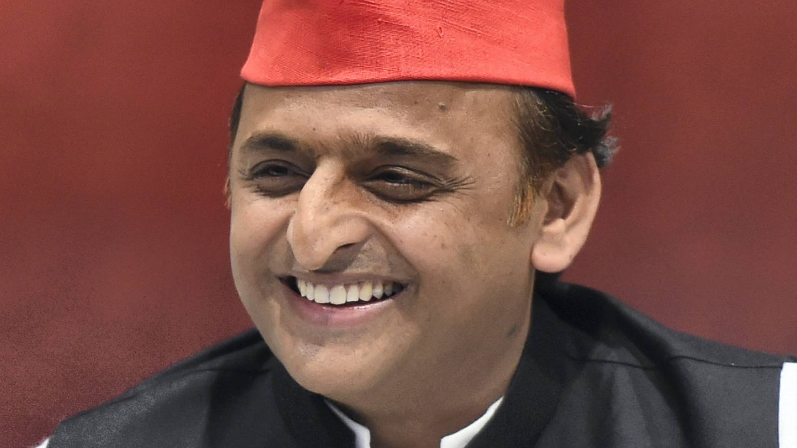 BJP targets Akhilesh Yadav after cleric booked over alleged remarks on Lord Krishna