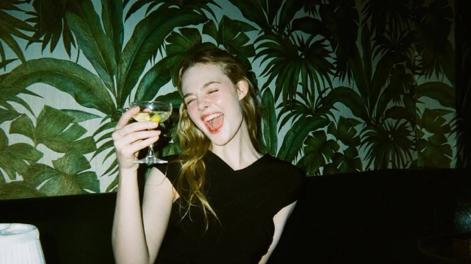 Elle Fanning, Julianne Moore to feature in 'Moonsong'