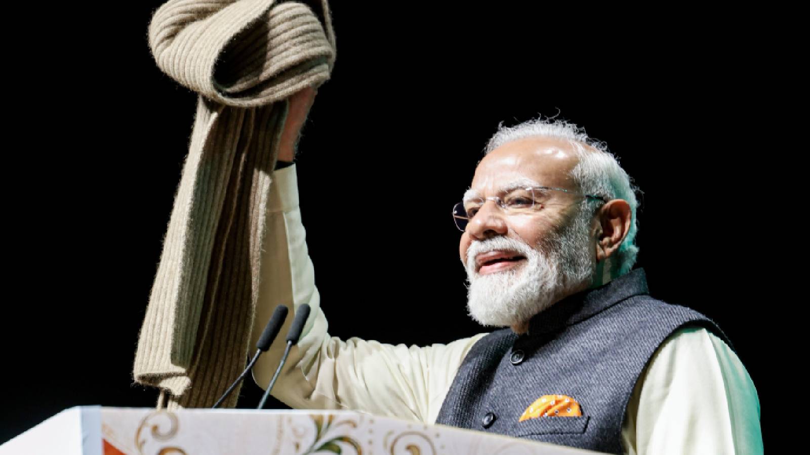 Handloom Day: India will keep supporting sector, says PM Modi