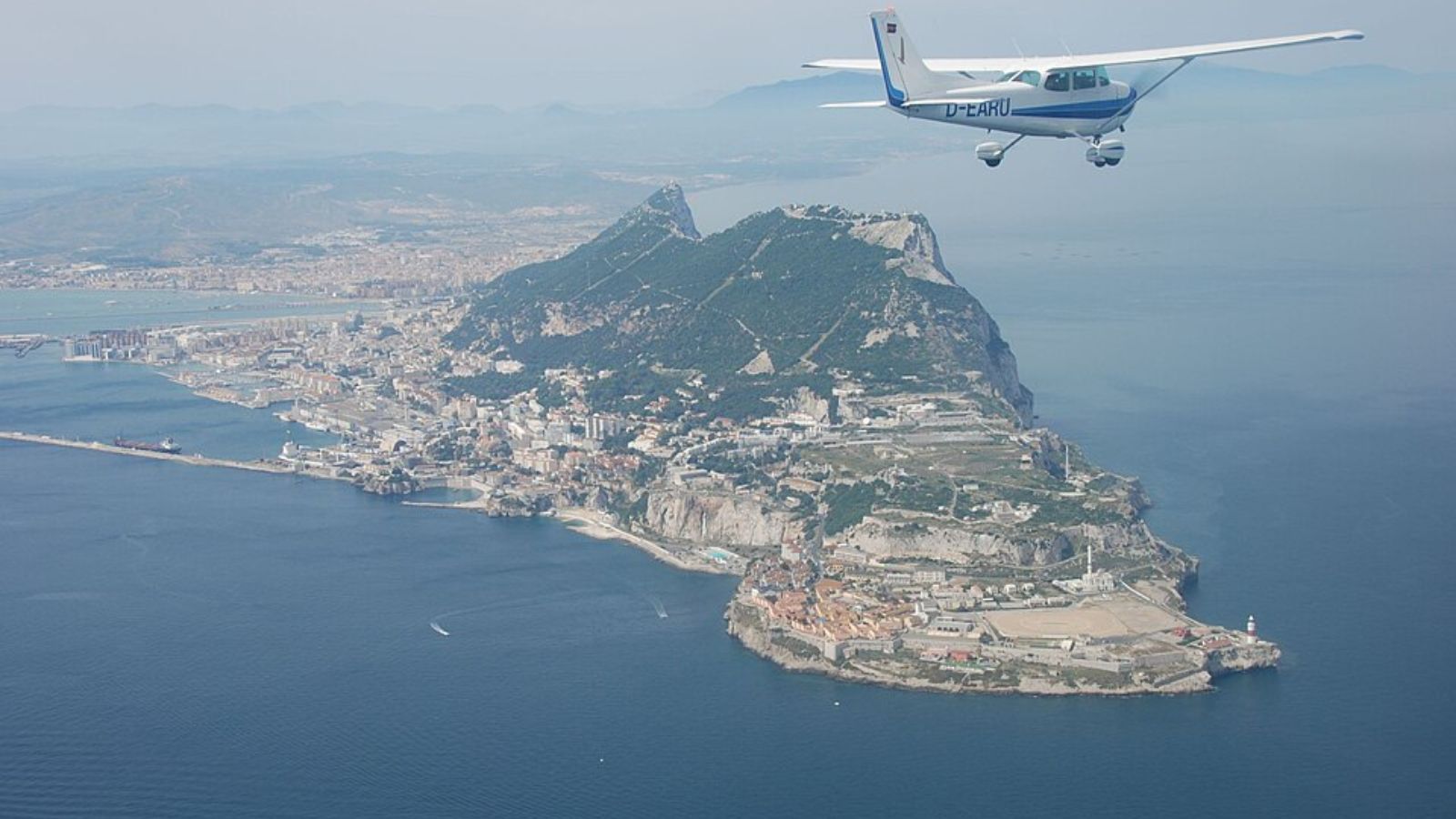 Gibraltar removes border fence with Spain under landmark UK-EU treaty