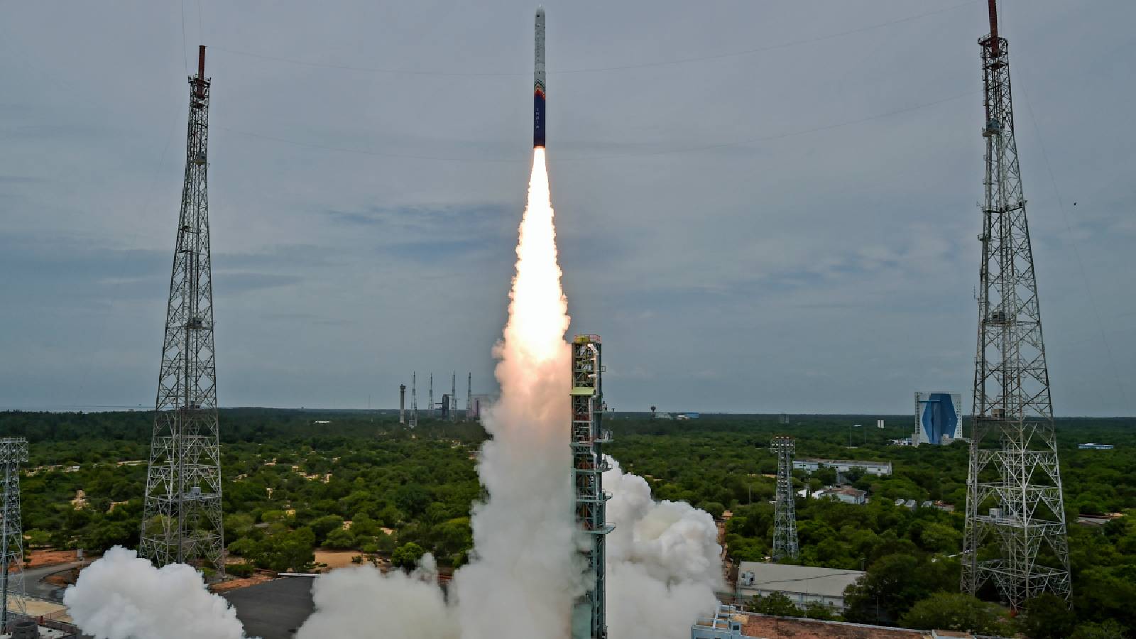 Rahul Gandhi hails Vikarm-1's maiden orbital launch
