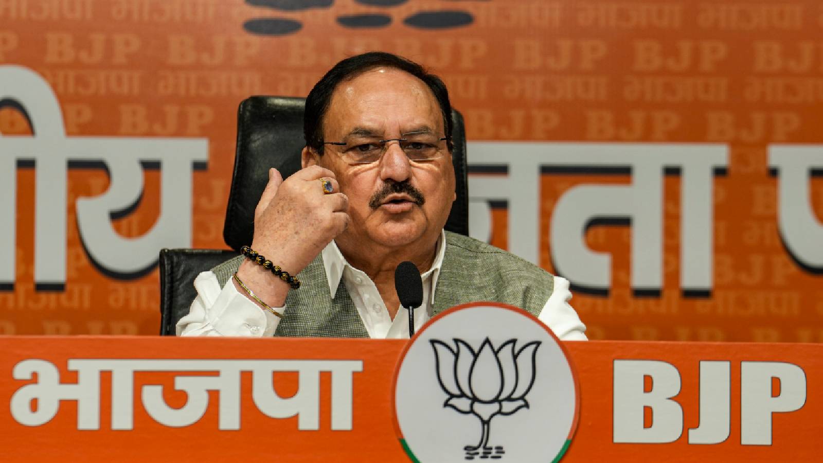JP Nadda reviews H1N1 situation; urges vigilance and strong surveillance