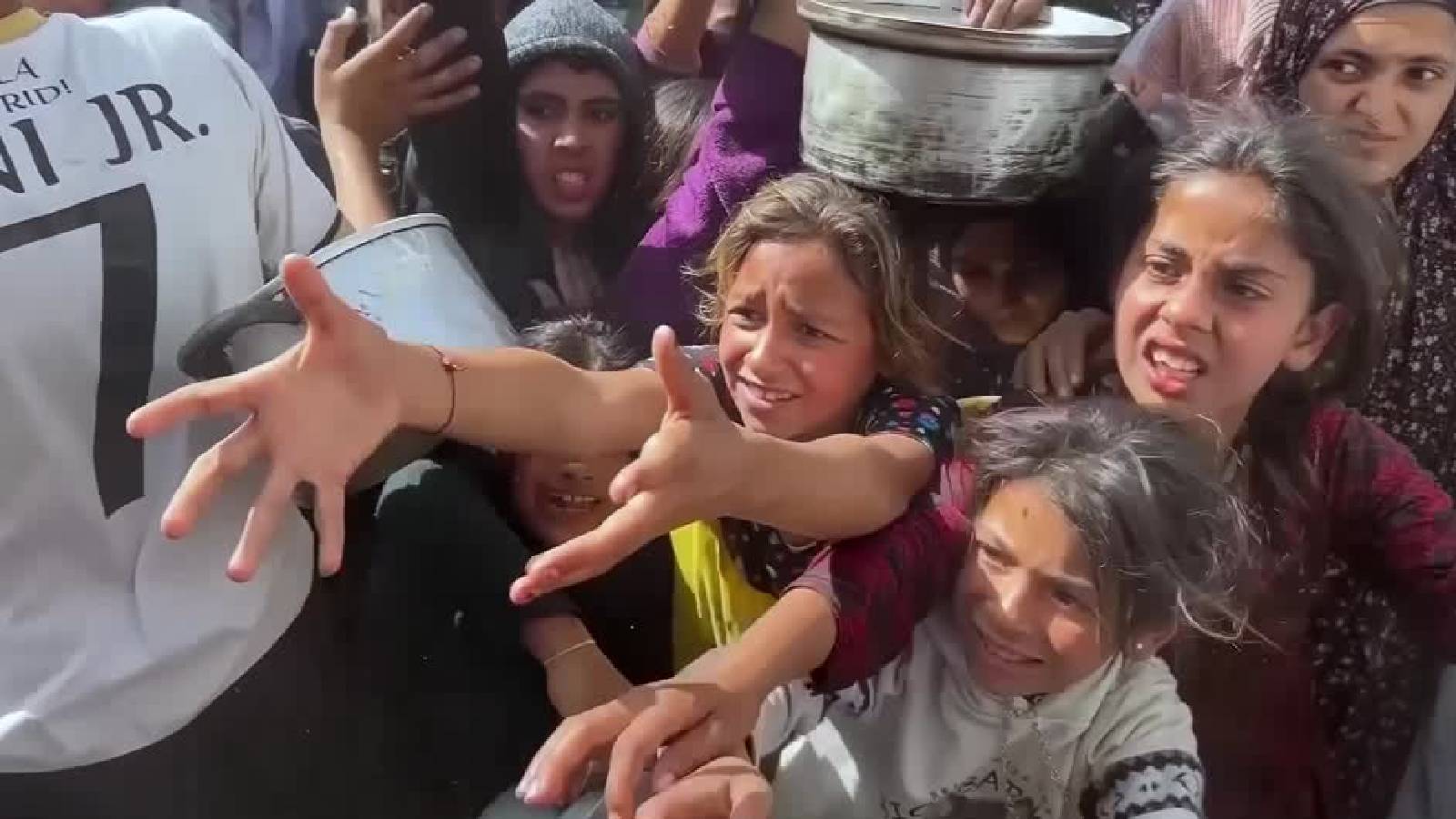 Palestinians in Gaza hope Hamas will disarm but fear Israeli forces won't withdraw