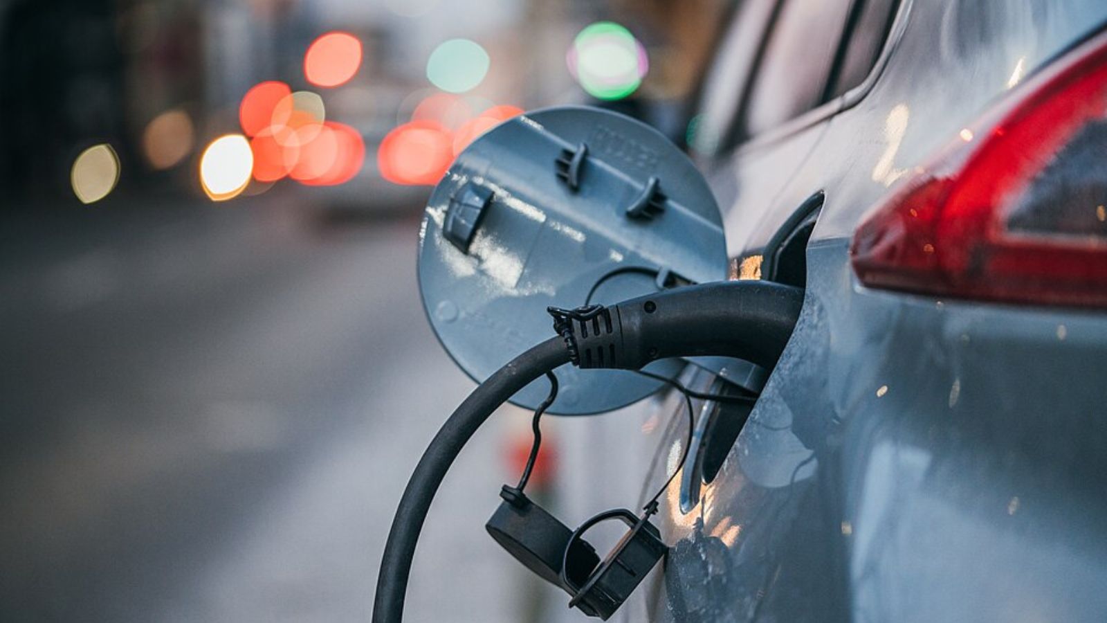 India's Electric Vehicle sale surge up to 63% in July