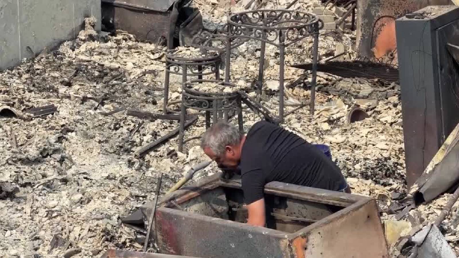 Spokane wildfires destroy at least 700 buildings, prompt evacuation of 64,000
