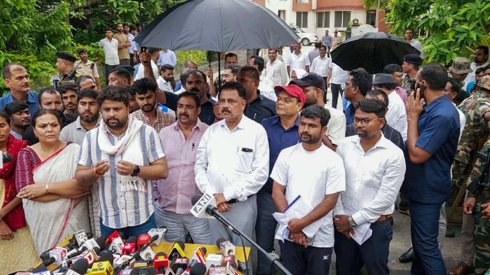 Three Jharkhand PSC members resign amid paper leak protests
