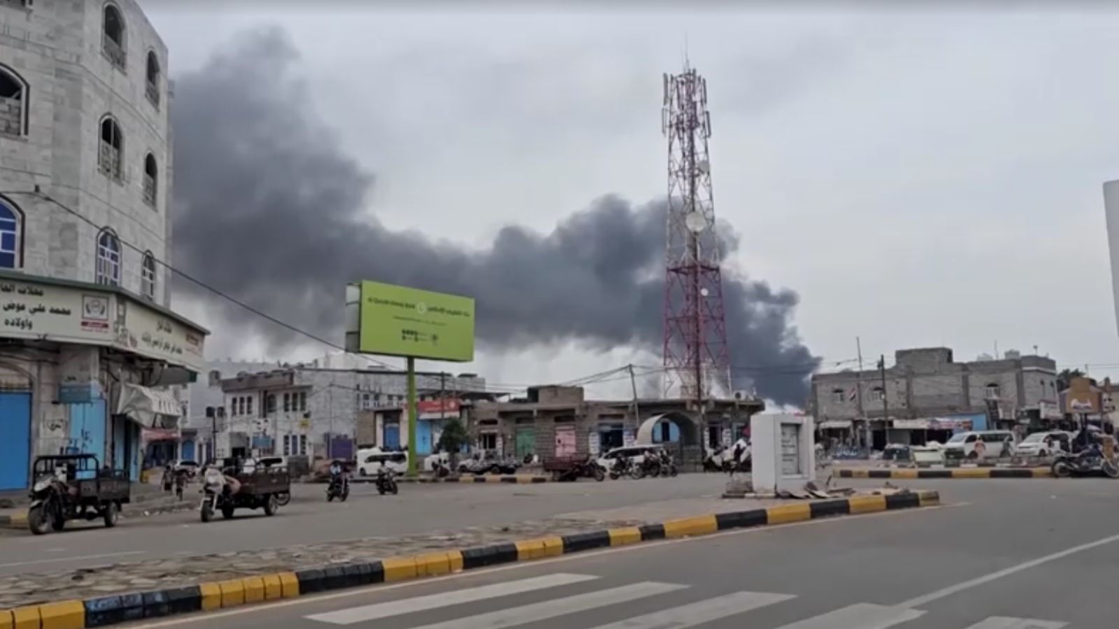 Houthi attack on Yemen's Al-Mukha kills seven, including three civilians; 30 injured