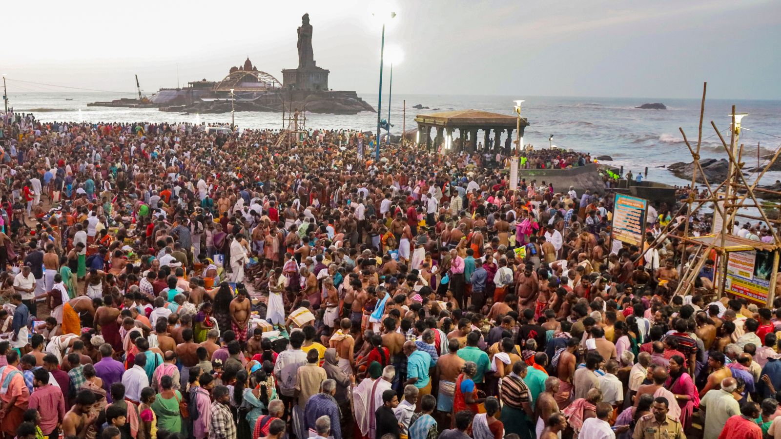Tamil Nadu sees mass gatherings for ancestral rituals on Aadi Ammavasai