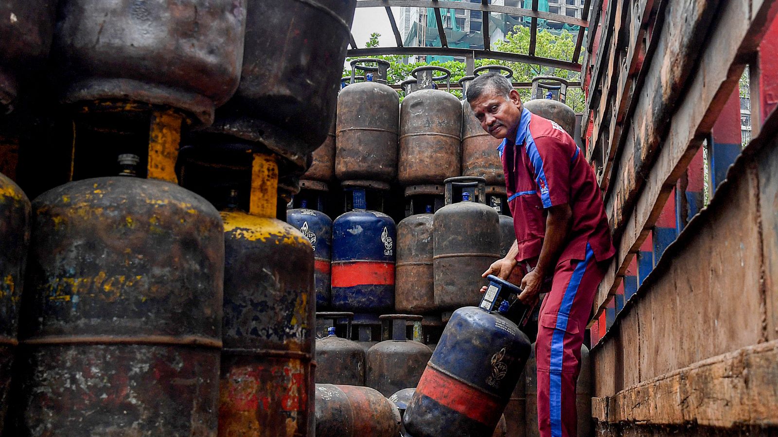 India boosts US LPG, LNG imports as West Asia crisis hits Gulf supplies