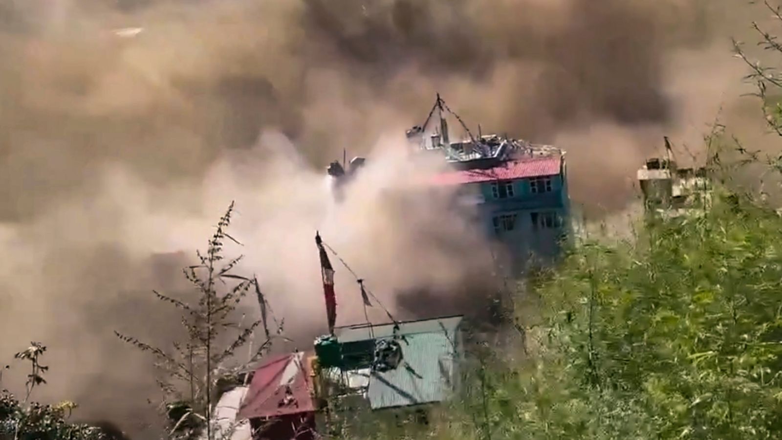 Sudden massive flood hits northern Nepal, at least seven killed and nearly 400 missing