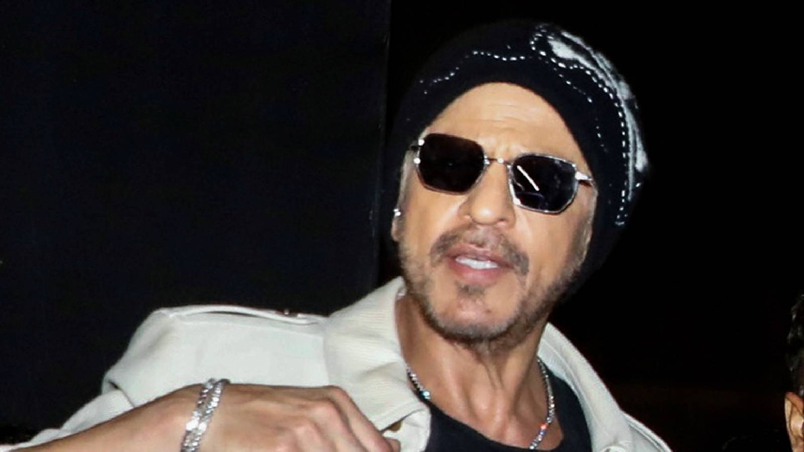 Shah Rukh Khan, Ajay Devgn, Tiger Shroff yet to respond to FDA notice over Vimal ad