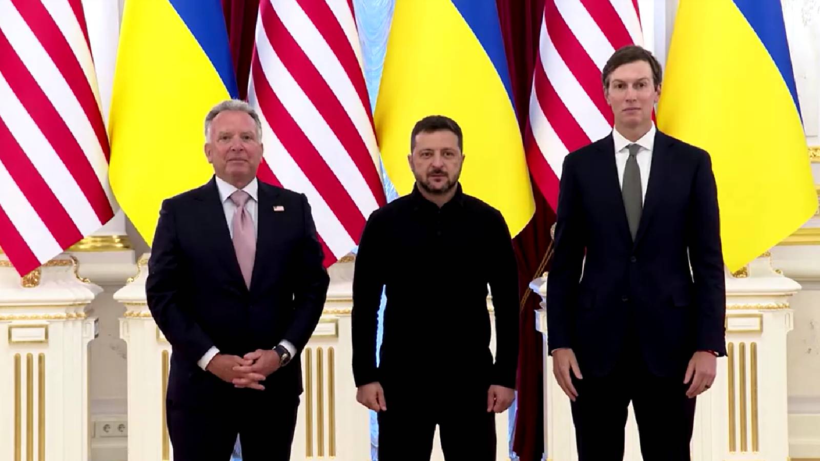 Zelenskyy says territory remains key issue as US envoys seek to revive Russia-Ukraine peace talks