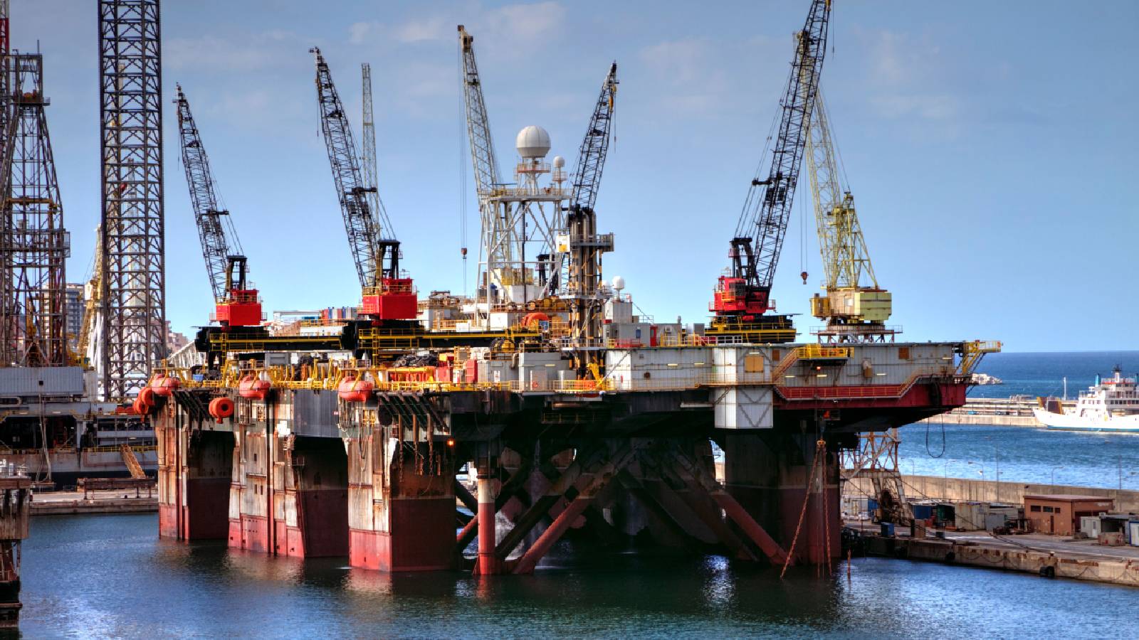 Brent crude crosses $100 as US-Iran war threatens global oil supplies