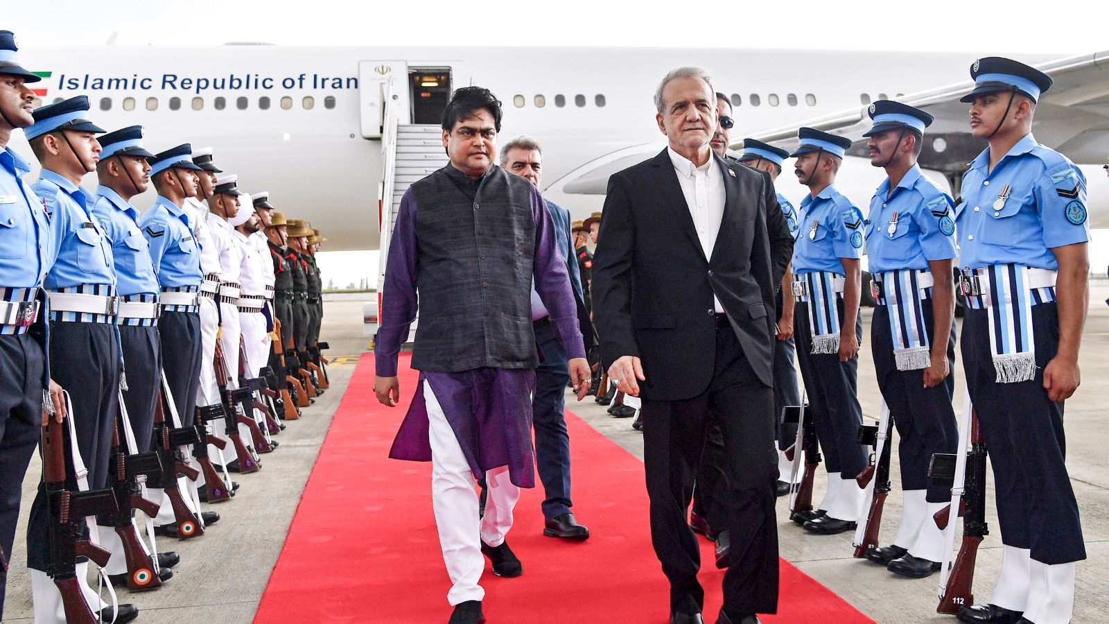Union Minister of State Shantanu Thakur receives Iranian President Masoud Pezeshkian upon his arrival in New Delhi for the BRICS Summit. Photo: @MEAIndia/X via PTI