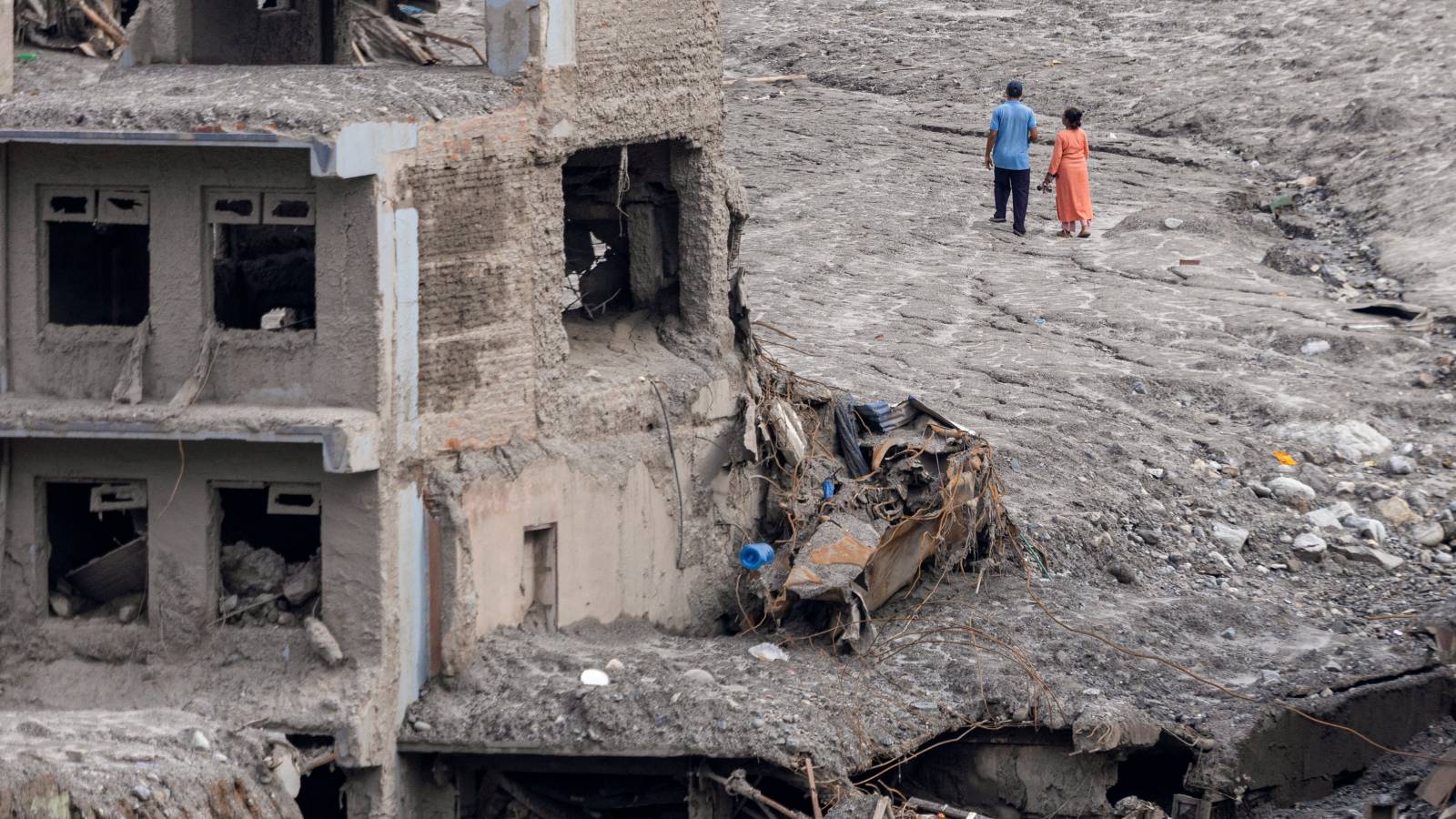 Nepal floods death toll rises to 1,451; nearly 5,800 still missing