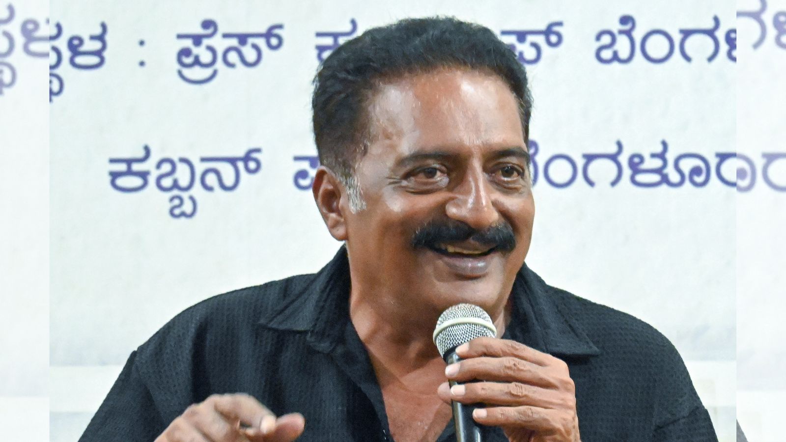 Prakash Raj urges one-year period to assess Vijay government in Tamil Nadu