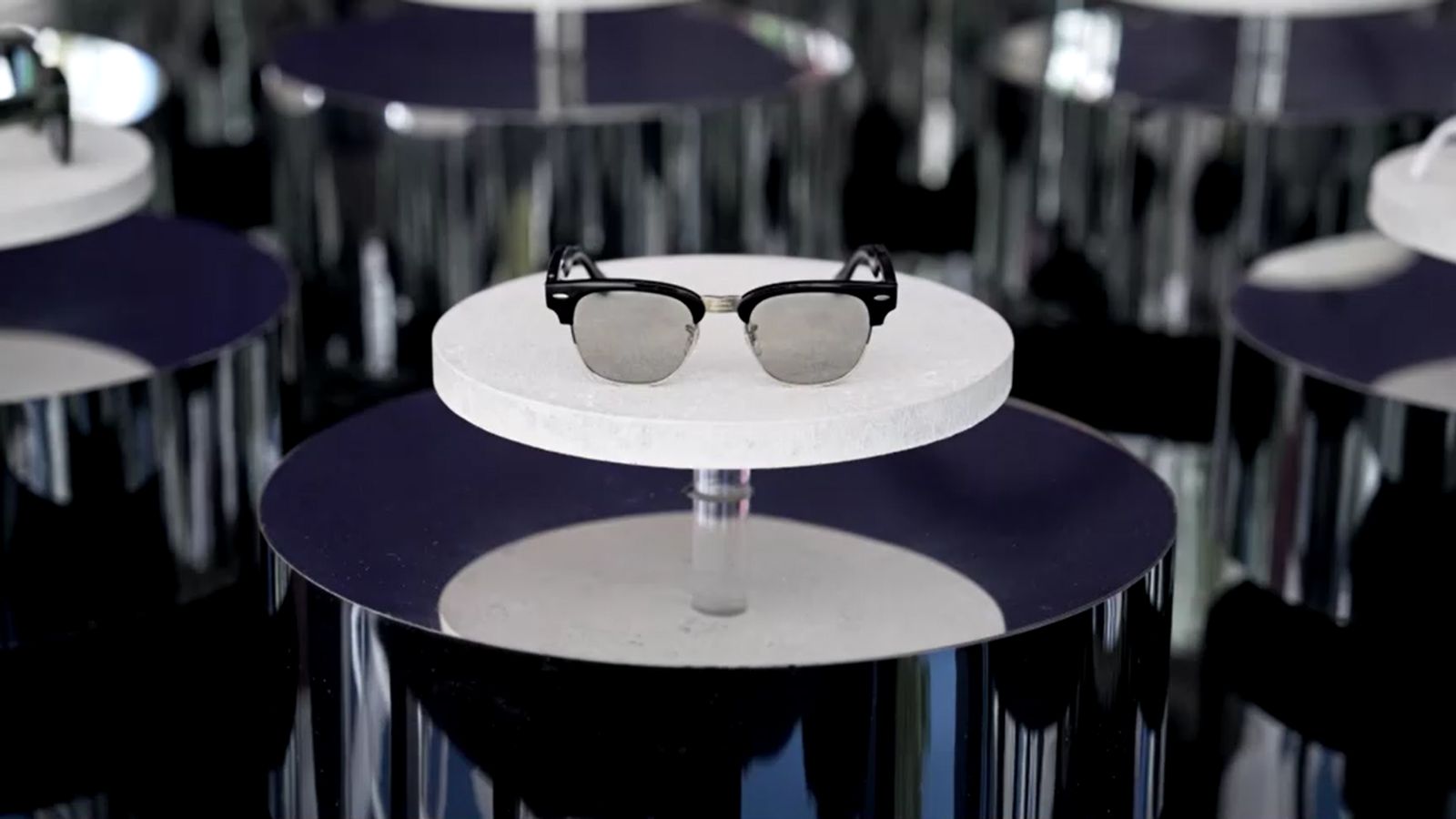 Meta unveils camera-free Ray-Ban glasses amid privacy concerns