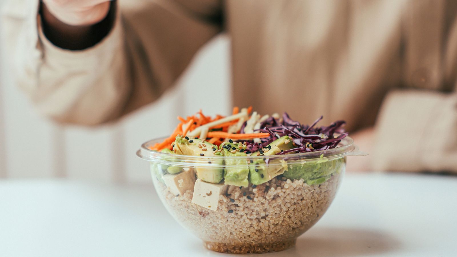 If you are someone looking for vegan or vegetarian options, then HappyCow app can come in handy. Photo: Pexels/ Cup of Couple