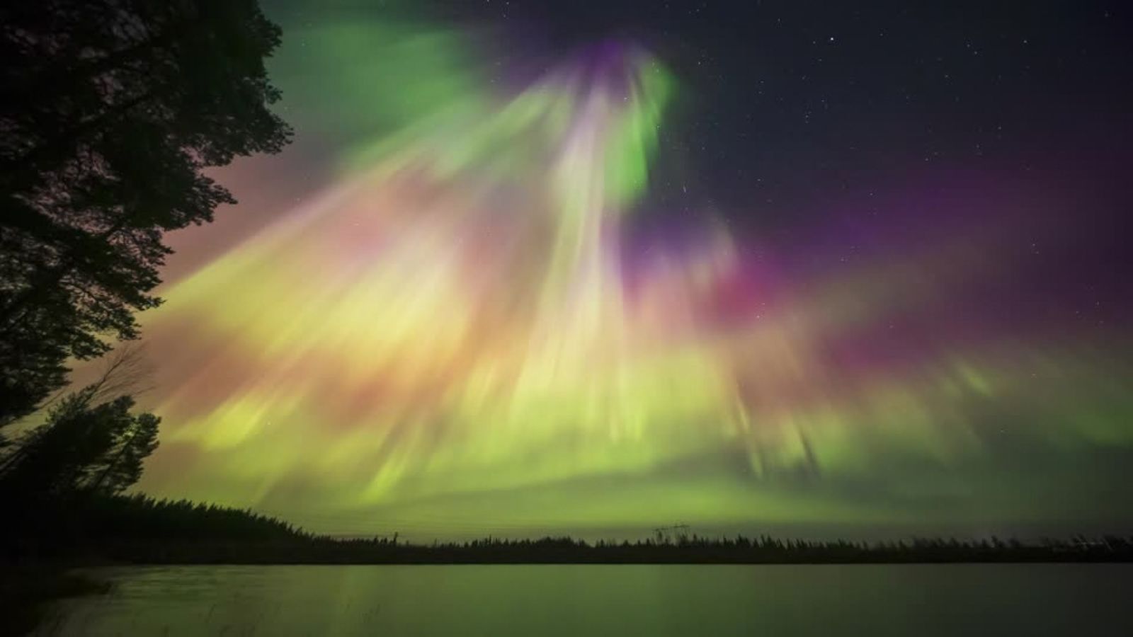 Vivid aurora lights up Finland’s Lapland, visible as far south as Italy and Ukraine