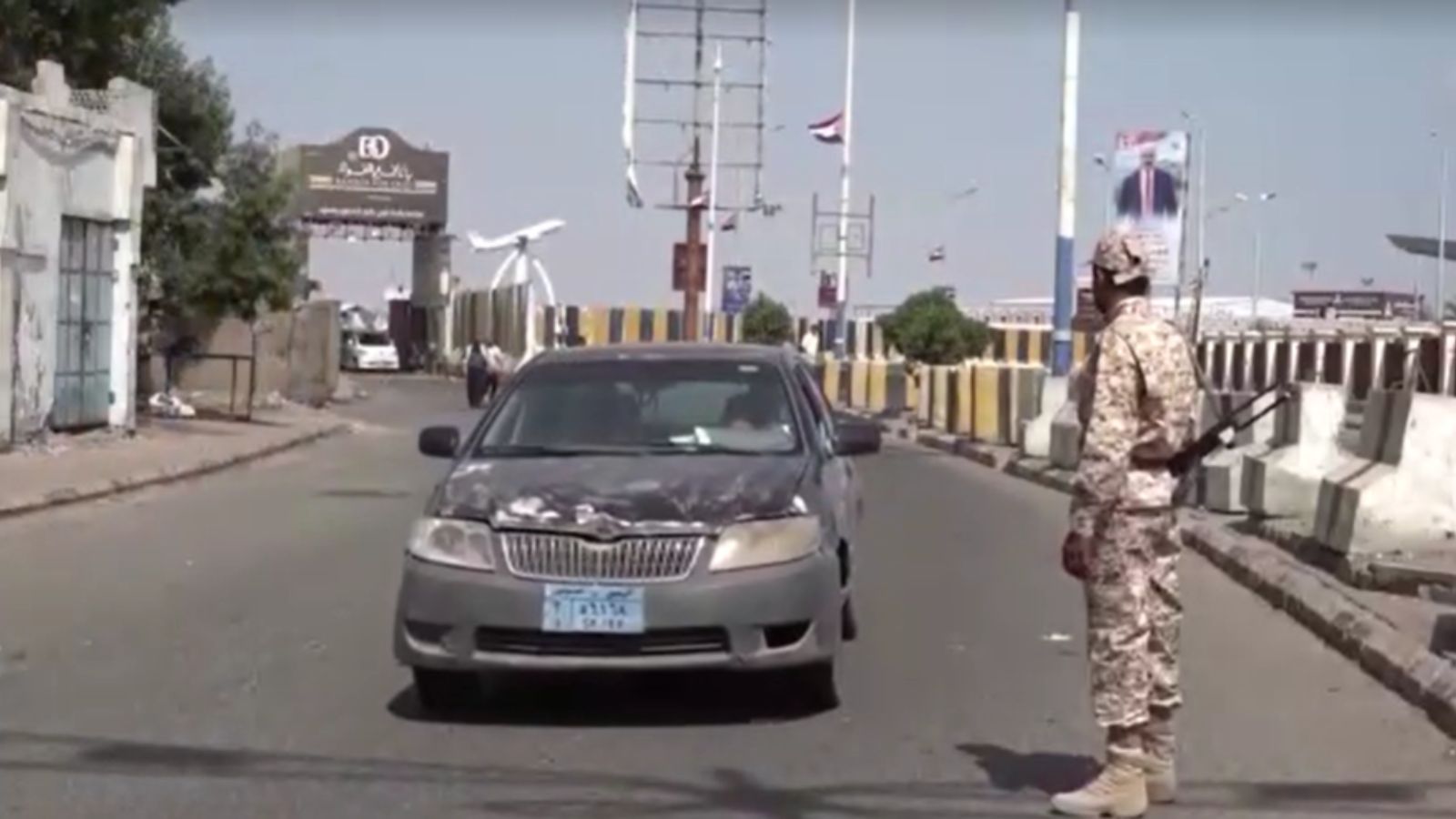 Houthis claim fresh missile attack on Riyadh airport, target Yemeni forces