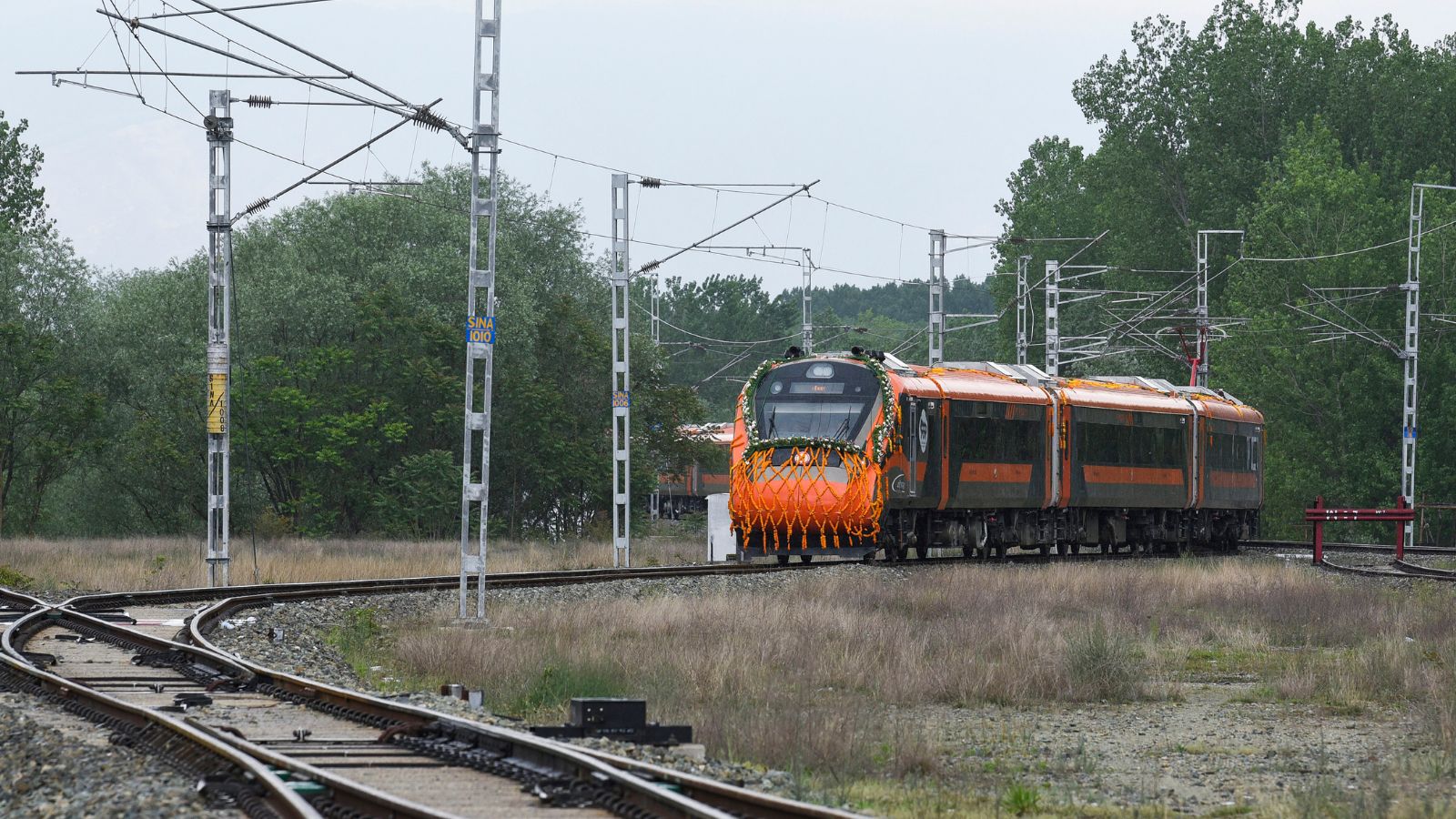 Parliamentary panel on railways selects 21 issues for scrutiny in 2026-27