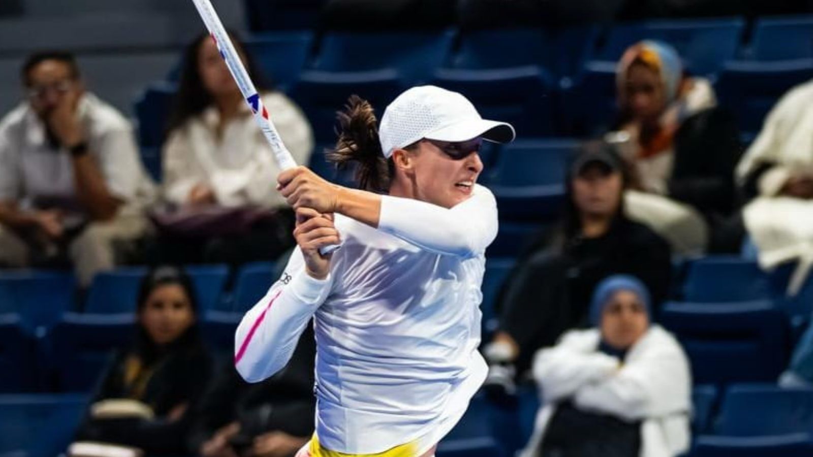Iga Swiatek ends 2026 season early due to injury, to miss WTA Finals