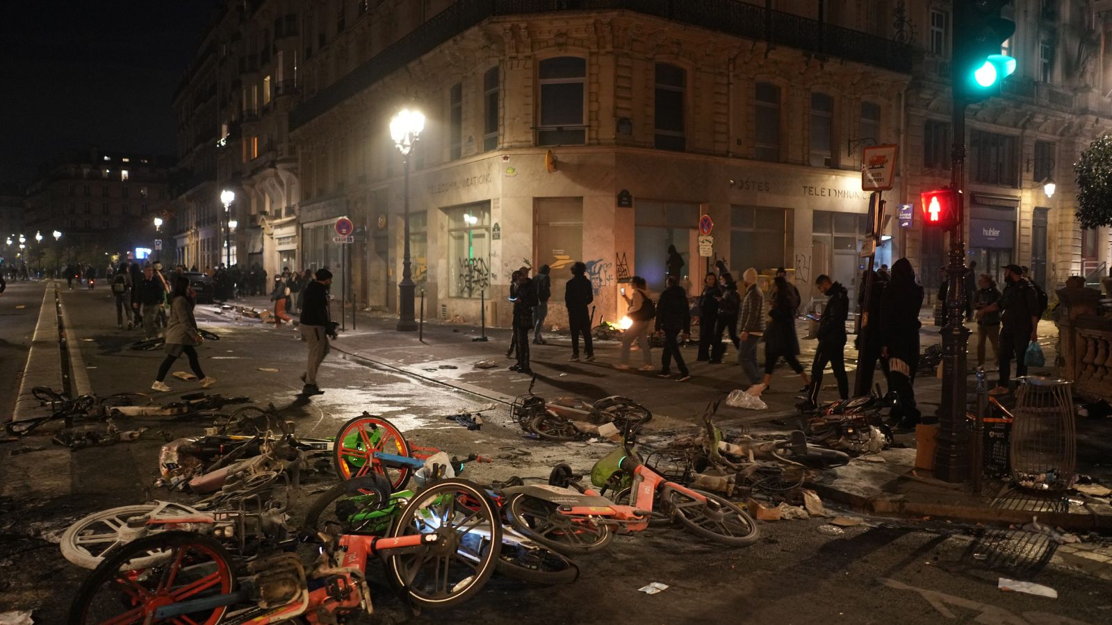 France deploys 70,000 police as Yellow Vests, unions and students prepare for fresh wave of protests
