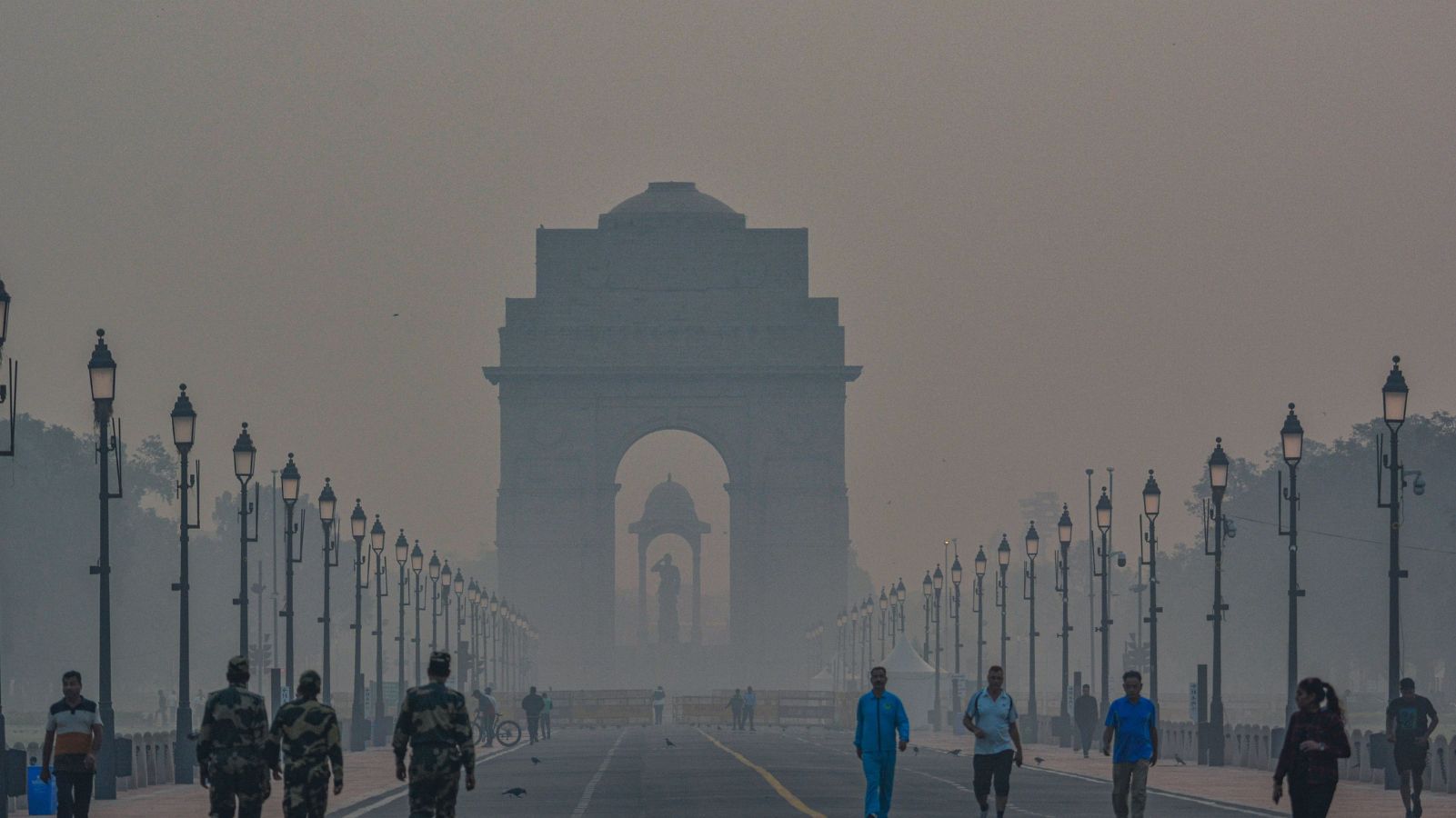 Delhi-NCR air quality turns unhealthy as toxic foam reappears on Yamuna