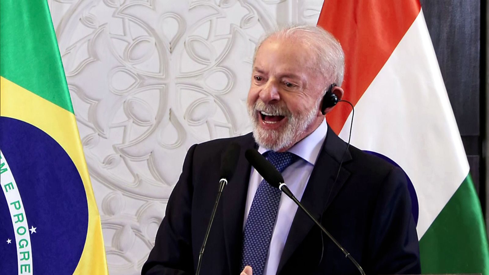 Lula wins unprecedented fourth term as Brazil president, defeats Flavio Bolsonaro