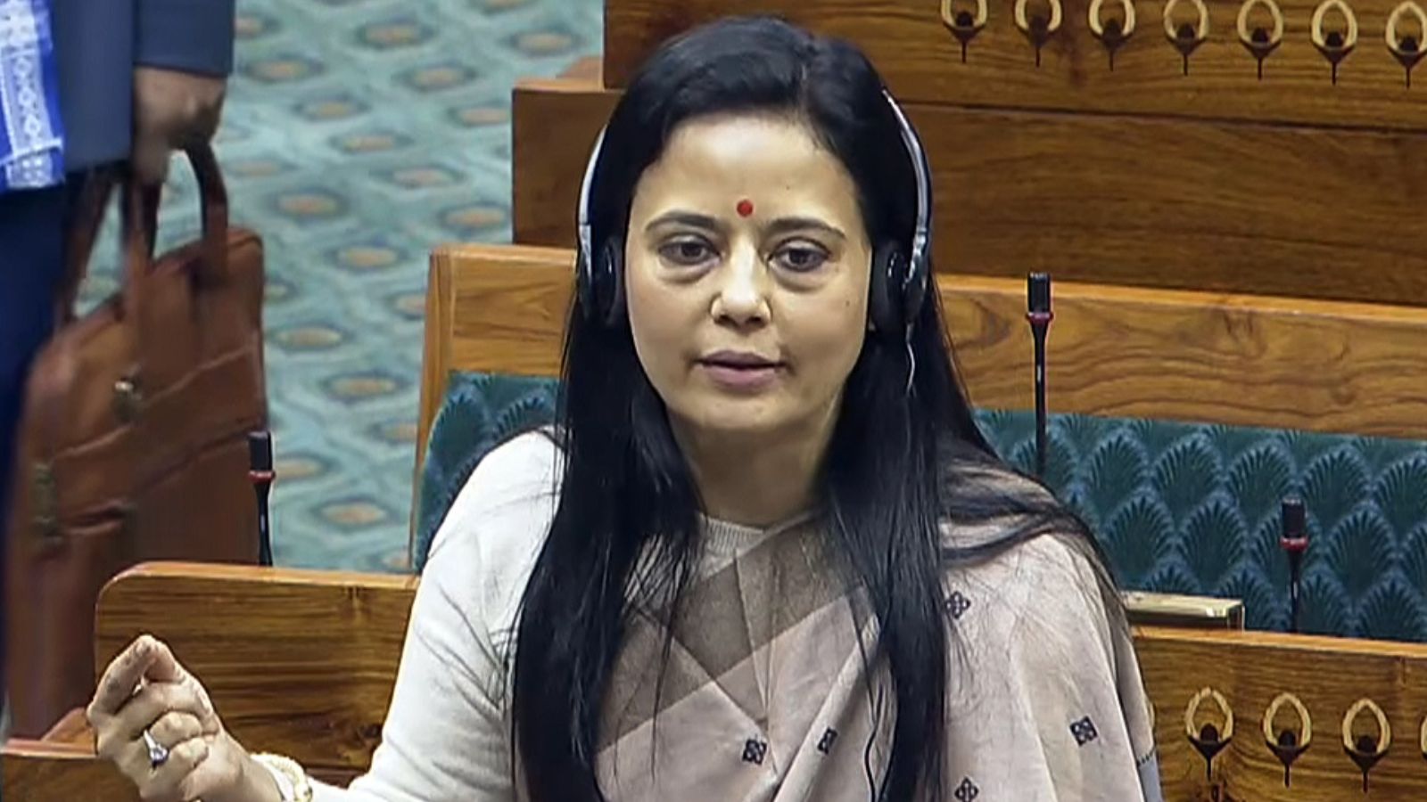 SC rejects Mahua Moitra's plea for public disclosure of ultimate beneficial owners of AIFs, FPIs