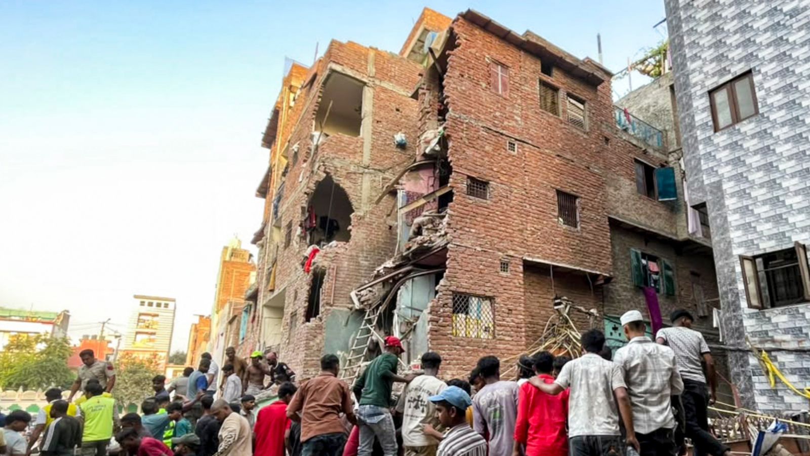 Delhi orders magisterial inquiry into fatal Seemapuri building collapse