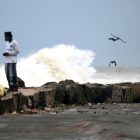 INCOIS issues red alert for Keralam coast over Kallakkadal