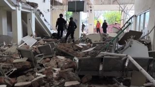 Indonesia quake kills 55, victims await aid