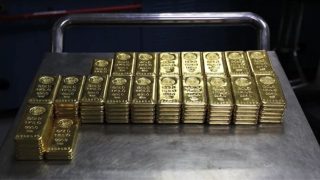 France repatriates final gold reserves from US, gains €12 billion