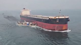 Panama bulk carrier crashes into Chinese fishing vessel off Singapore coast