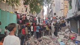 Delhi building collapse leaves several feared trapped in Seemapuri