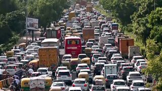 Delhi to bar BS-IV and older commercial vehicles from November 1