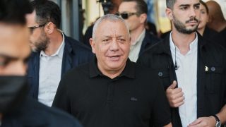 Who is Gadi Eisenkot, the former Israeli army chief challenging Netanyahu?