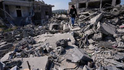 Iran links end of US conflict to Israeli withdrawal from Lebanon