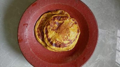 Mango pancakes: A no-added-sugar breakfast treat