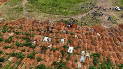 Congo's Ebola cases surpass 1,000 as outbreak continues to spread