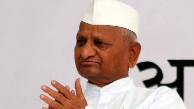 Anna Hazare threatens indefinite fast over Maharashtra's new RTI rules