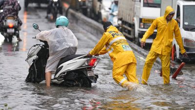 Mumbai rains: Heavy downpour disrupts trains, floods roads a day after monsoon arrives