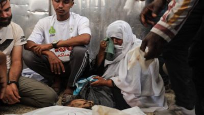 Israeli strike hits tent in central Gaza, killing 3, including a child