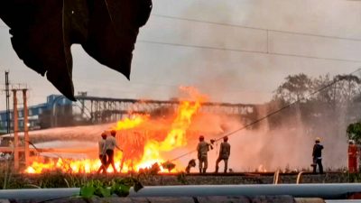 One killed, 20 injured as massive fire breaks out in petrochemical unit in West Bengal