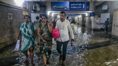 Monsoon kills 4 in Karnataka, Himachal, disrupts life in several states; heavy rain alerts issued